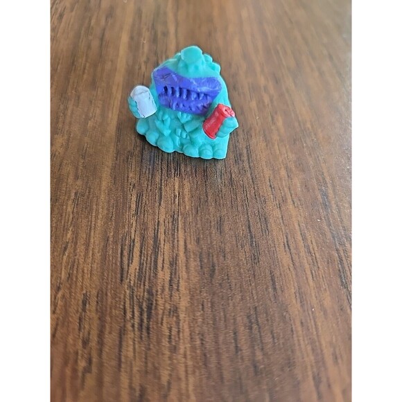 The Trash Pack Gross Ghost Series 3, Rare Bin Bros - By Moose Pre-owned, Rubber - Picture 2 of 2